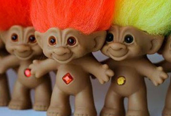 lidiar trolls social media